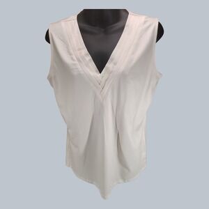 Agnes Urban Women's Sleeveless Blouse V-Neck Tank Top Pleated Beige Size M NWT